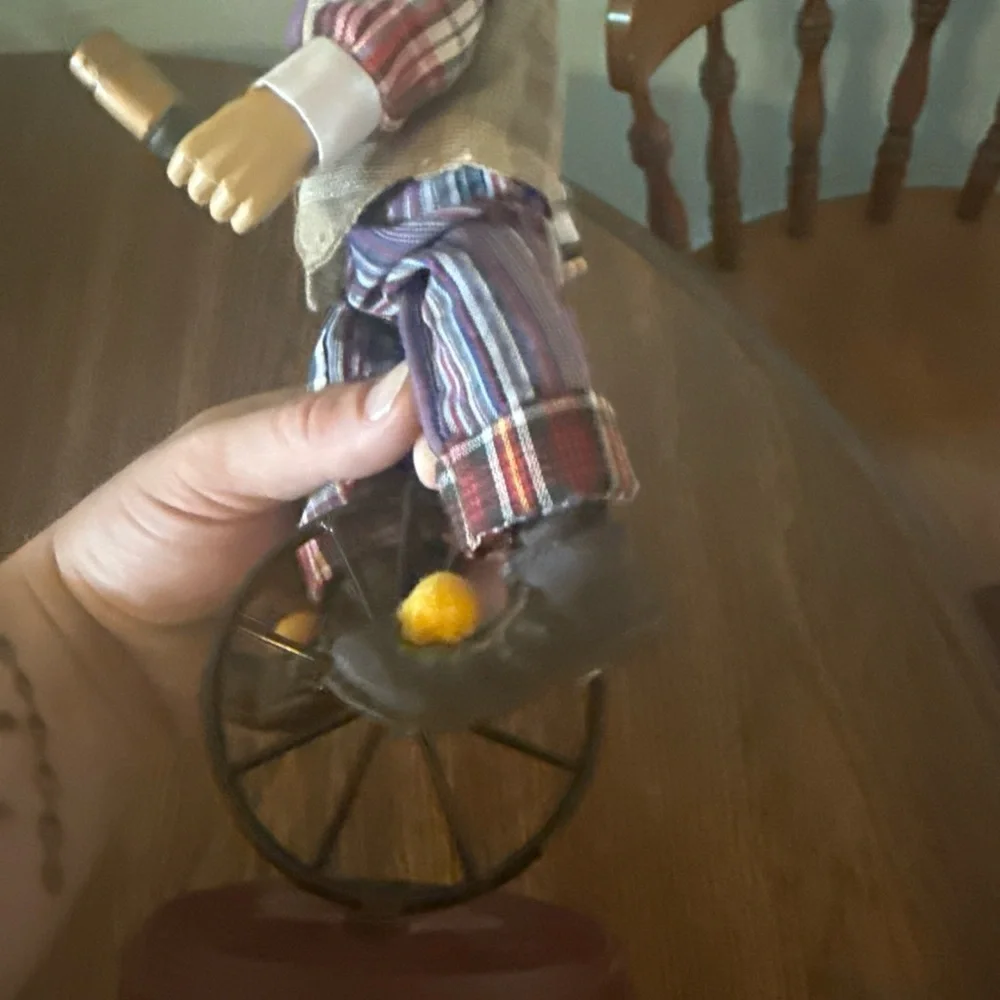 Colorful Clown Figurine with Plaid Outfit - Picture 3 of 5